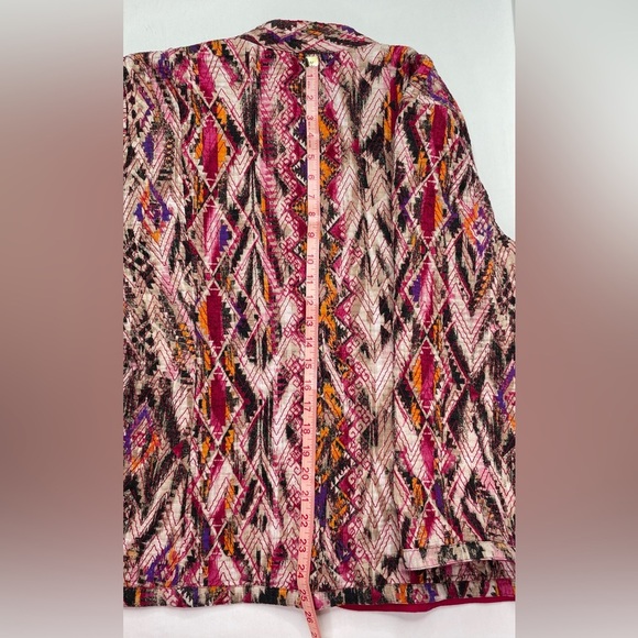 Chico's Rina in Gladiolus Pink Tribal Quilted Reversible Jacket Size Large - Picture 7 of 7